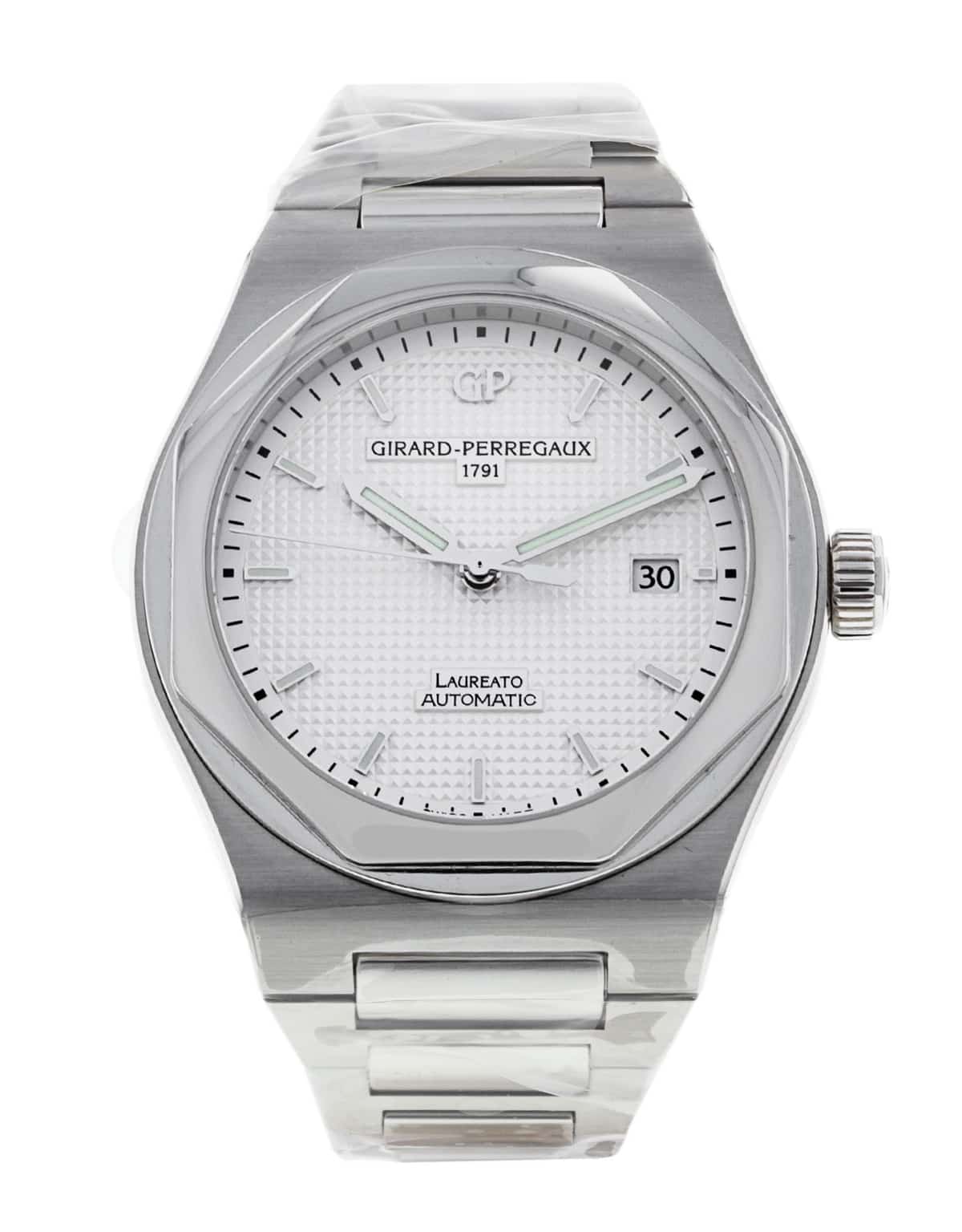 Girard Perregaux Laureato 81000-11-131-11A